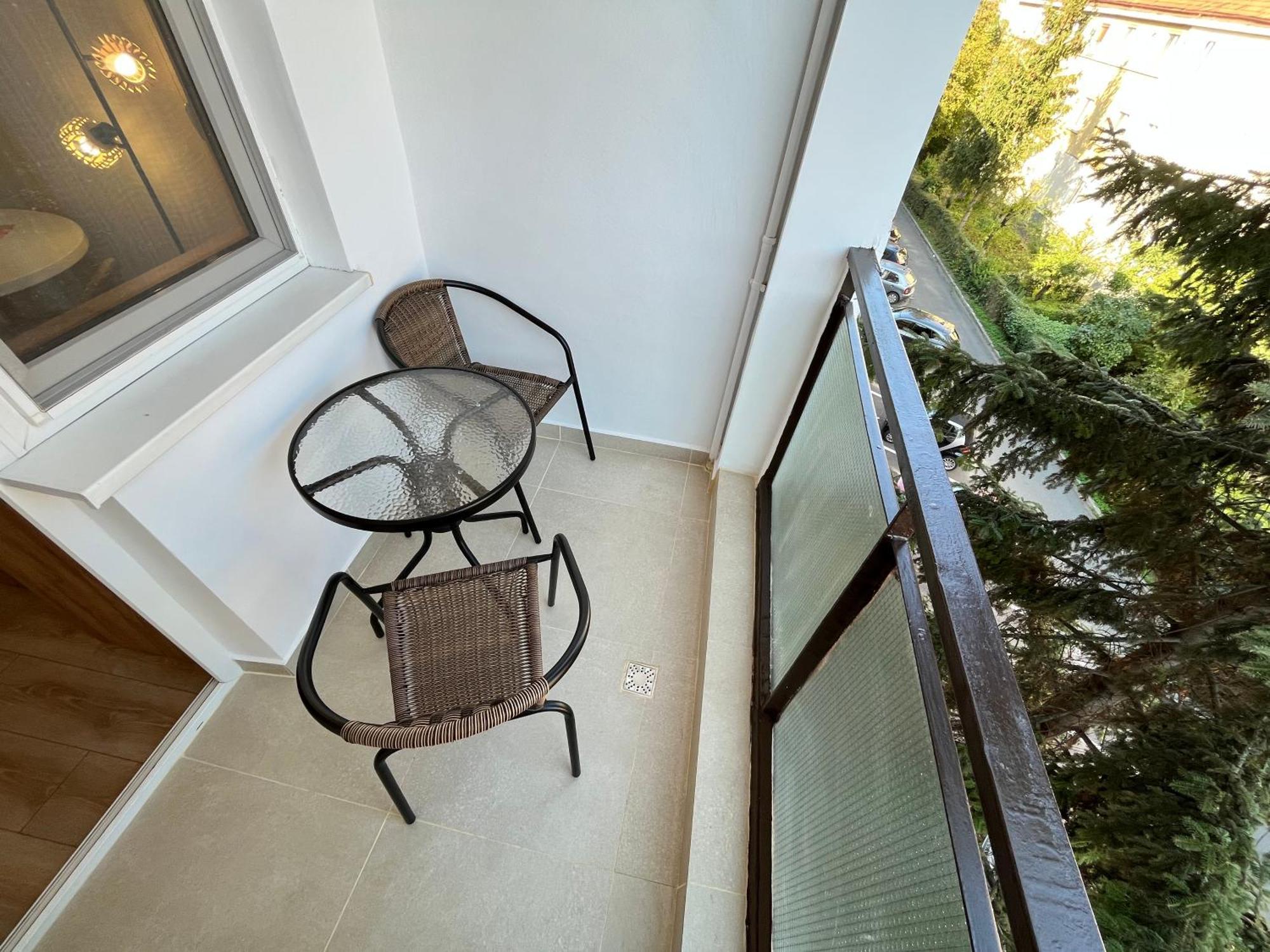 Apartment Quiet Flat With Balcony, Free Parking Included Cluj-Napoca